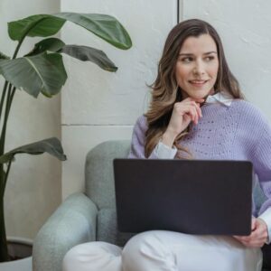 Top Social Media Mistakes UK Models Must Avoid to Build a Lasting Career