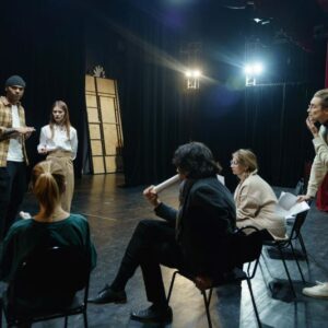 Top Acting Classes in the UK for Beginners: Where to Start Your Journey
