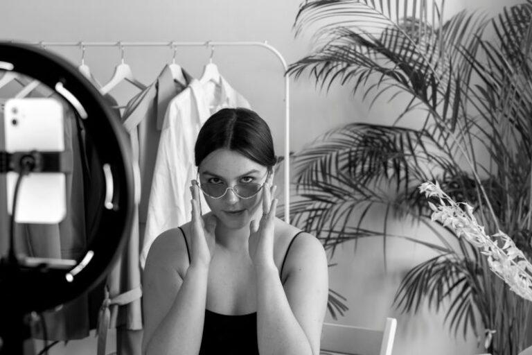 UK freelance model finding paid work online