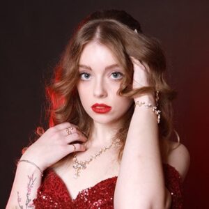 Caitlyn Zoë Louise Parker