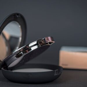 Essential Grooming Habits Every UK Model Should Build for a Professional Look