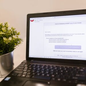 Polite Email Templates Every New Model Should Know (UK Guide for Professional Modelling Communication)