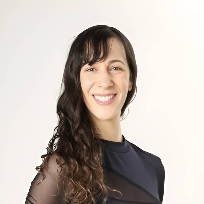 Mirka Akbari Mirka Akbari