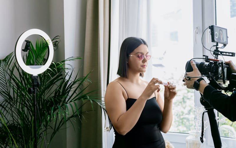 How to Build Visibility as a New Model in the UK When You Don’t Have Many Photos Yet