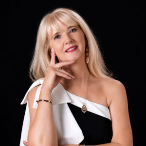 Lesley Calder